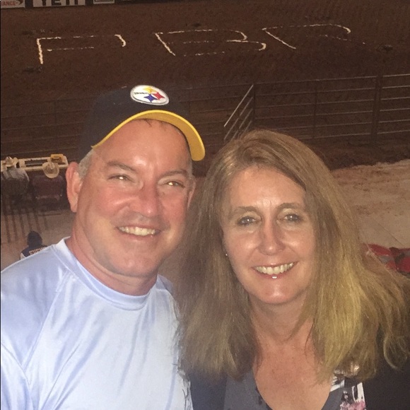 Welcome To My Closet Have Fun Shopping - Picture 14 of 15